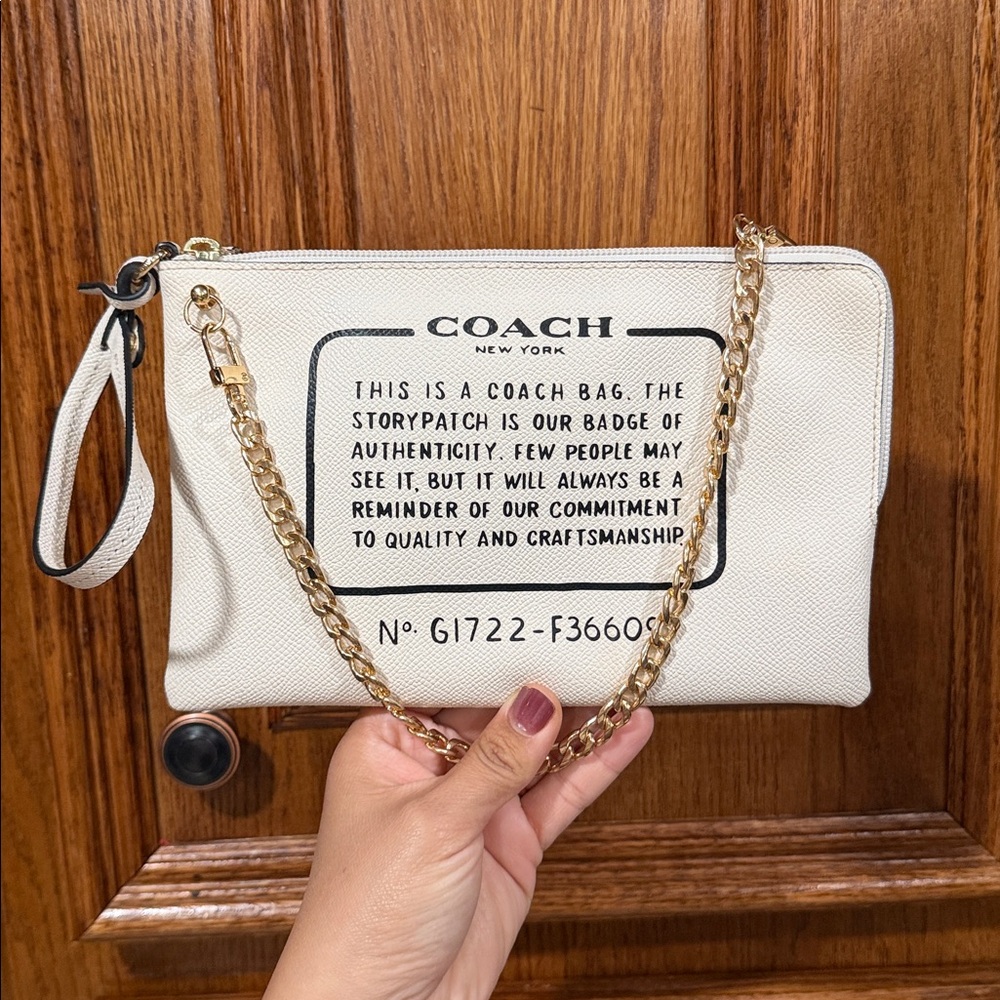 Coach Cream Storypatch L Wristlet Gold Chain